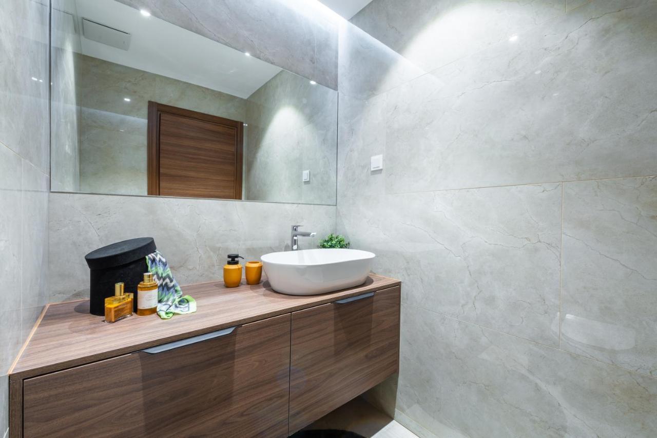 Luxury Marangun Apartment *